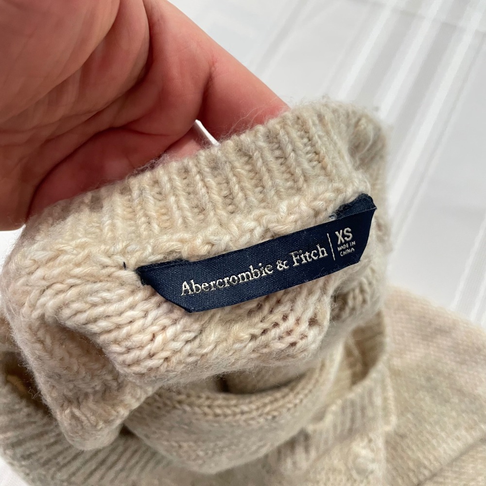 Abercrombie Fitch Oatmeal‎ Textured Bobble Knit Wrap Style Sweater Women's XS - Picture 4 of 7